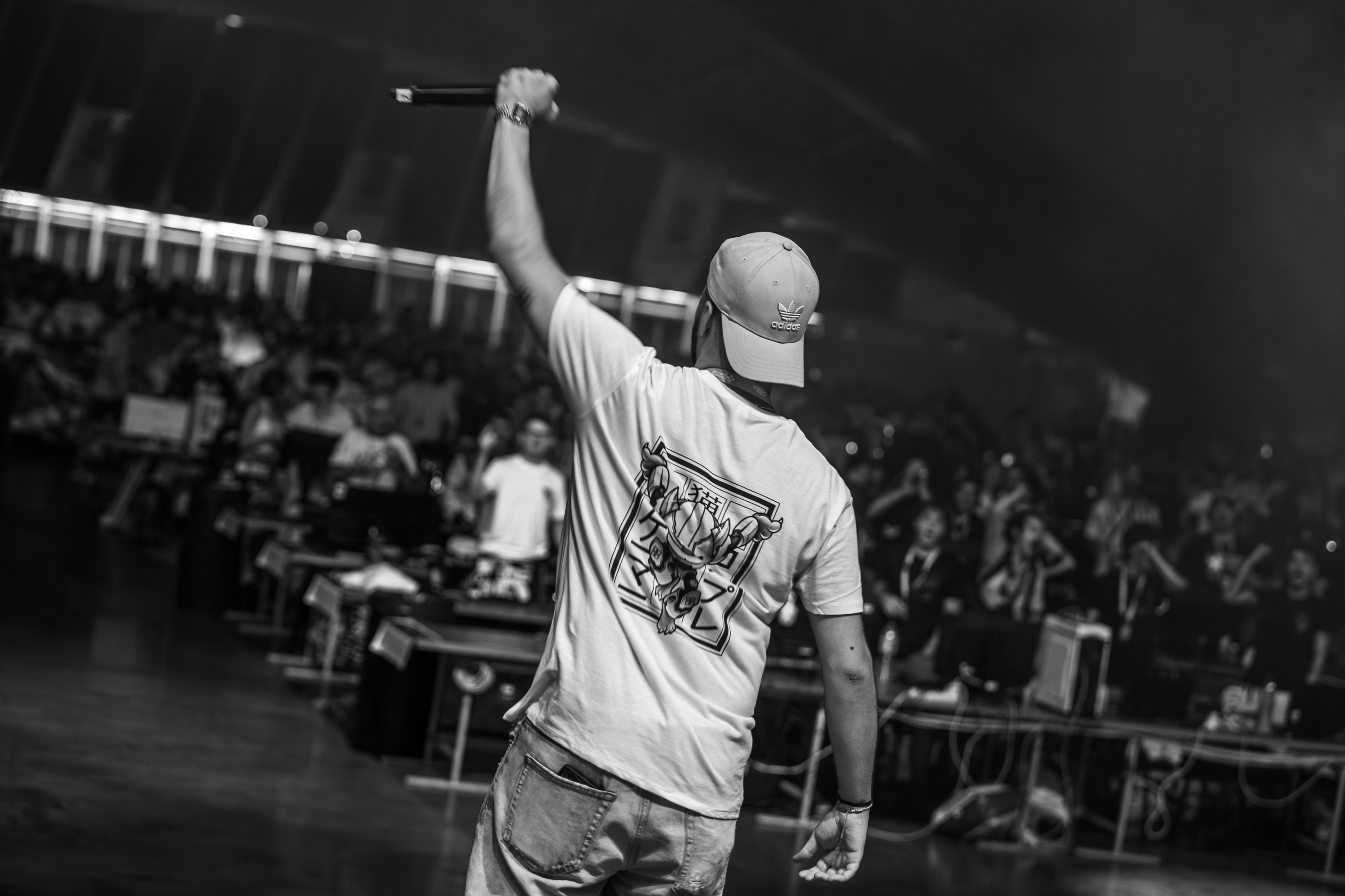 Equipo de Nakatomi planificando servicios